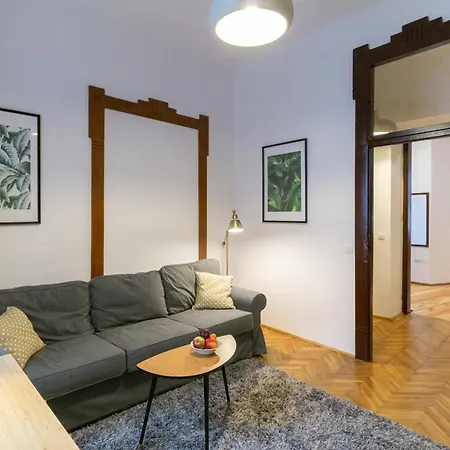Apartment Heart And Soul, Gorgeous Two-bedroom In The Center! *